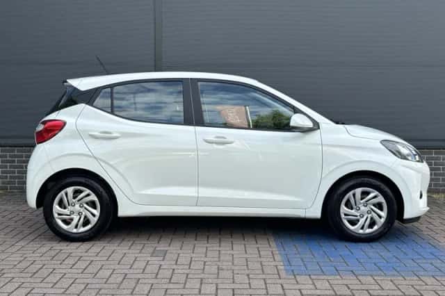 Hyundai i10 (2022) thumbnail 15