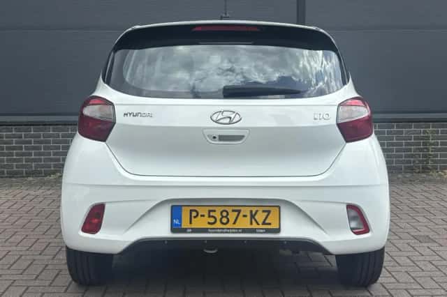 Hyundai i10 (2022) thumbnail 23