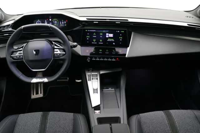 Peugeot 308 (2025) thumbnail 2