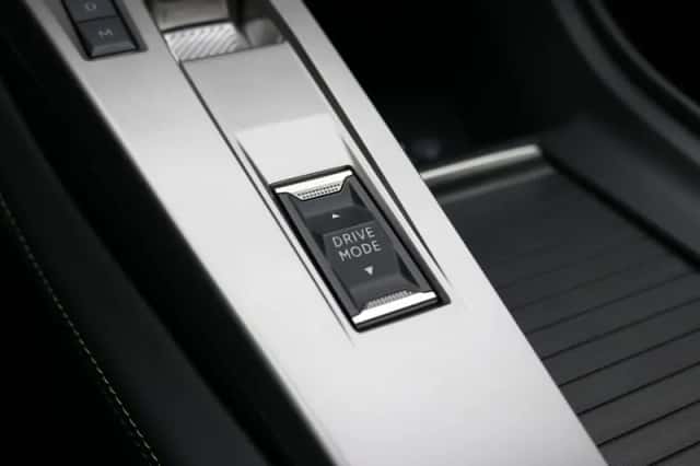 Peugeot 308 (2025) thumbnail 30