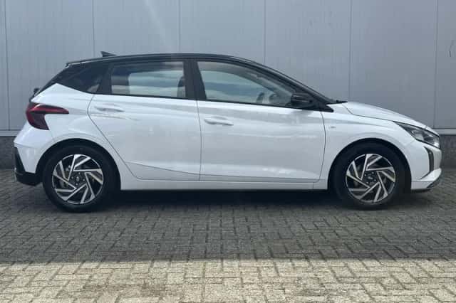 Hyundai i20 (2024) thumbnail 17