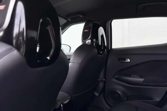 Nissan Juke (2023) thumbnail 29