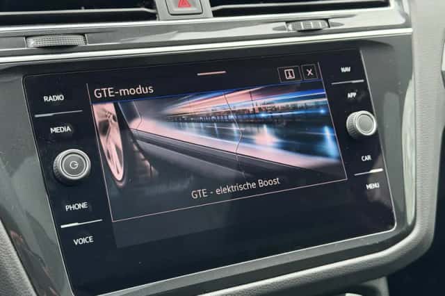 Volkswagen Tiguan (2022) thumbnail 25