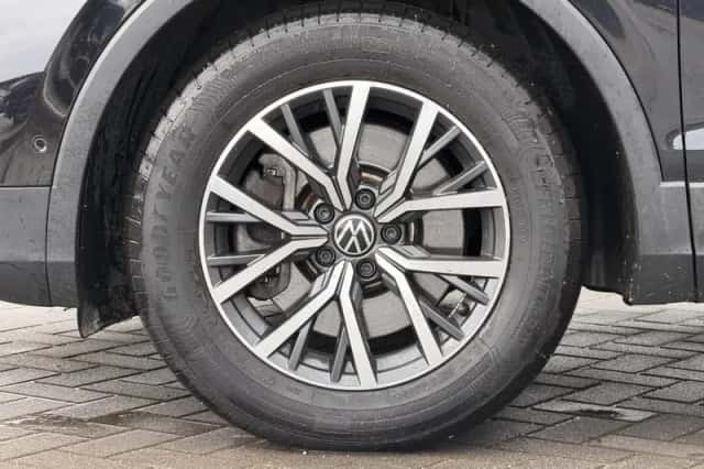 Volkswagen Tiguan (2022) thumbnail 52