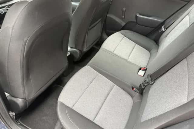 Kia Stonic (2024) thumbnail 7