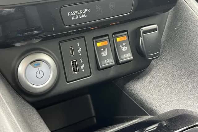 Nissan Leaf (2024) thumbnail 4