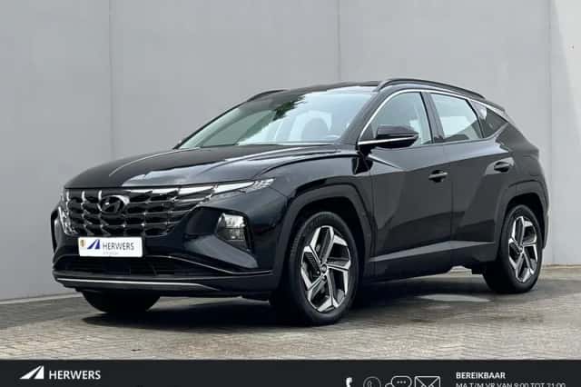 Hyundai Tucson (2023) thumbnail 1