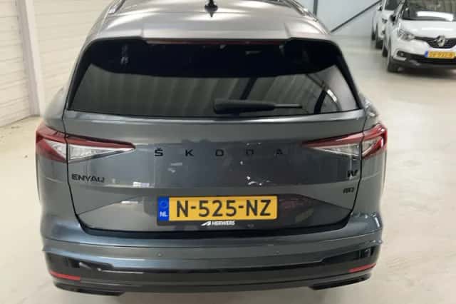 Škoda Enyaq (2021) thumbnail 5