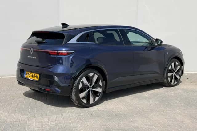 Renault Mégane E-Tech (2025) thumbnail 3
