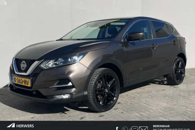 Nissan Qashqai (2018) thumbnail 1