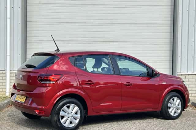 Dacia Sandero (2021) thumbnail 3