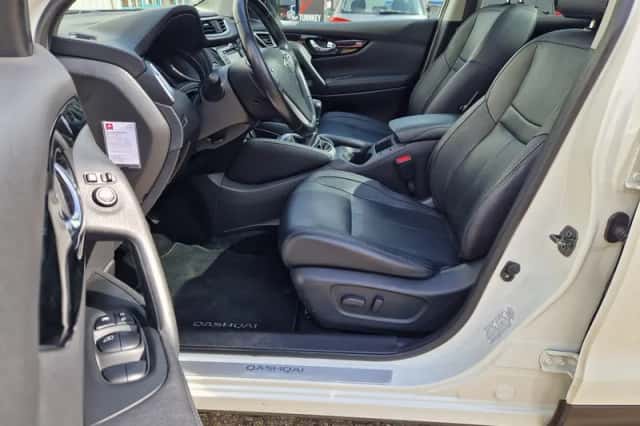 Nissan Qashqai (2017) thumbnail 4