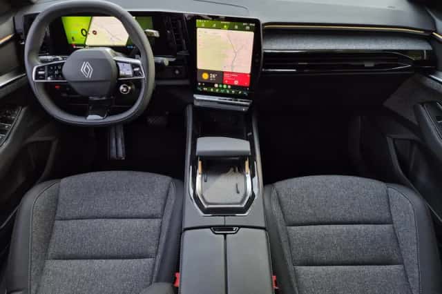 Renault Espace (2025) thumbnail 2