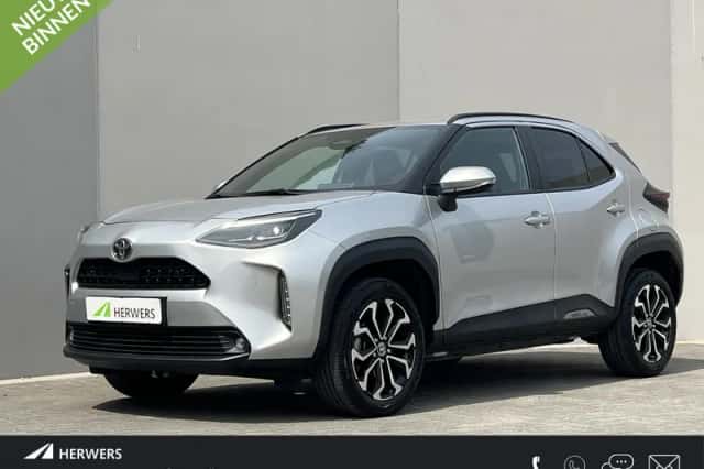 Toyota Yaris Cross (2025) thumbnail 1
