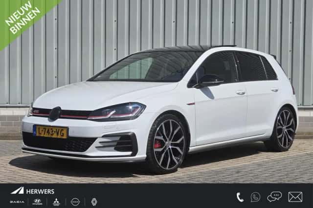 Volkswagen Golf (2017) thumbnail 1