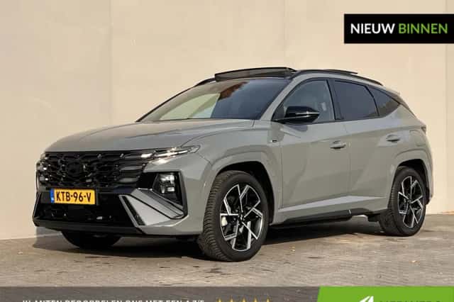 Hyundai Tucson (2024) thumbnail 1