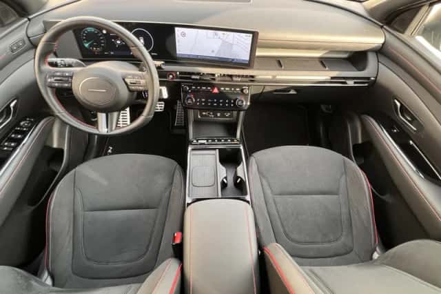 Hyundai Tucson (2024) thumbnail 2