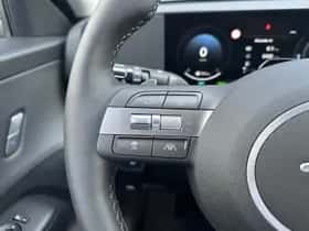 Hyundai Kona (2025) thumbnail 8