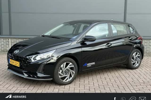 Hyundai i20 (2025) thumbnail 1