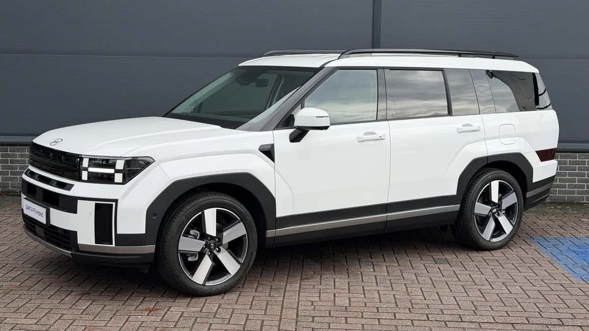 Hyundai Santa Fe (2025) — foto 1