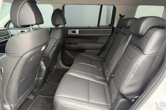 Hyundai Santa Fe (2025) thumbnail 6