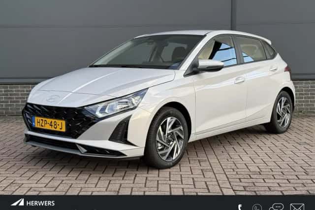 Hyundai i20 (2025) thumbnail 1