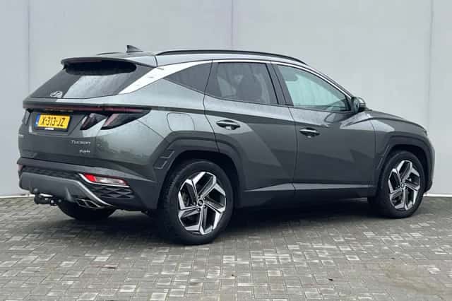Hyundai Tucson (2024) thumbnail 3