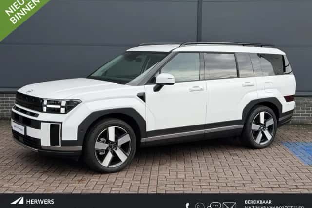 Hyundai Santa Fe (2025) thumbnail 1