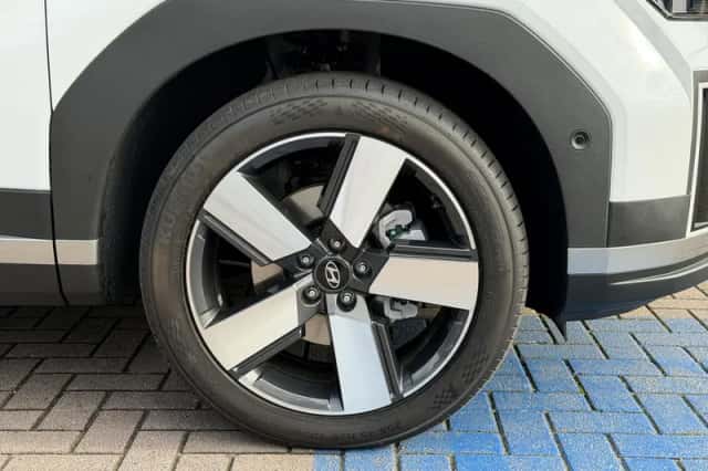 Hyundai Santa Fe (2025) thumbnail 15