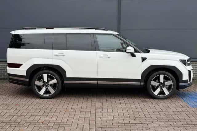 Hyundai Santa Fe (2025) thumbnail 17