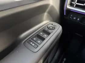 Hyundai Santa Fe (2025) thumbnail 17