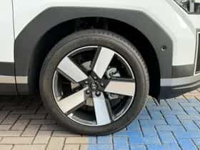 Hyundai Santa Fe (2025) thumbnail 18