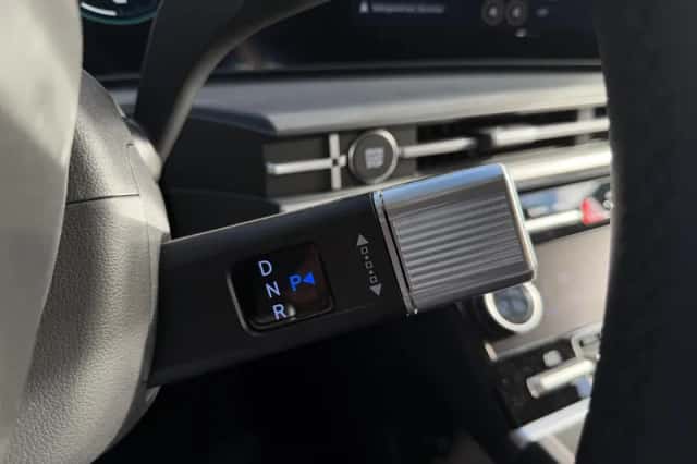 Hyundai Santa Fe (2025) thumbnail 20