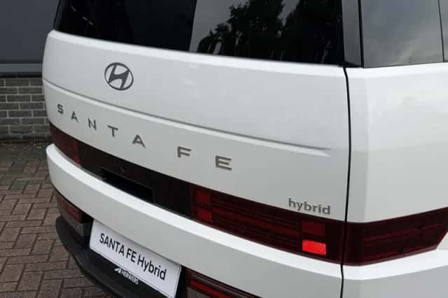 Hyundai Santa Fe (2025) thumbnail 42