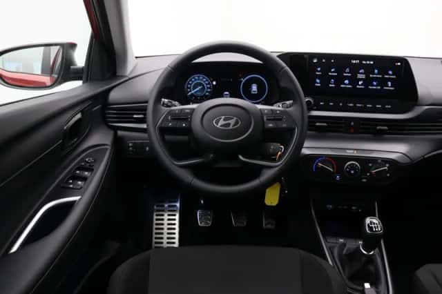 Hyundai Bayon (2025) thumbnail 2