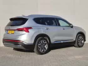 Hyundai Santa Fe (2022) thumbnail 6