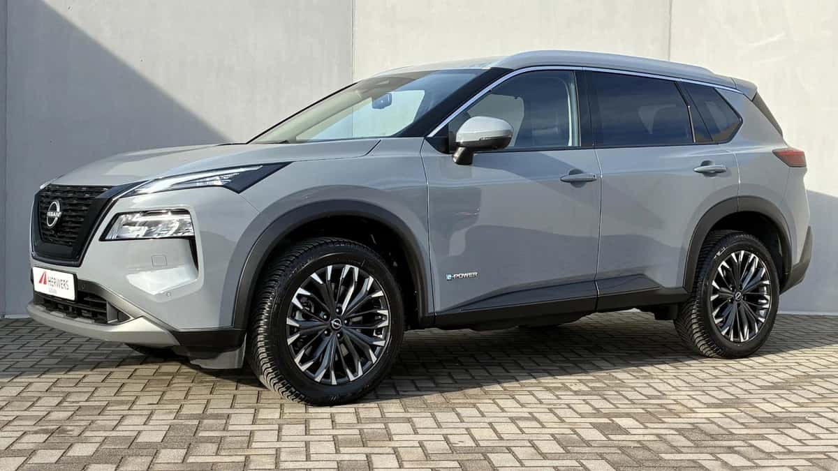 Nissan X-Trail (2025) — foto 1