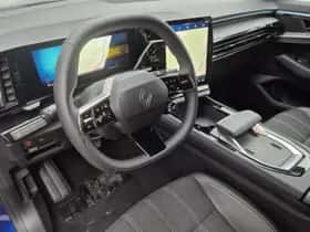 Renault Austral (2025) thumbnail 17