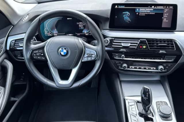 BMW 5-Serie (2022) thumbnail 2