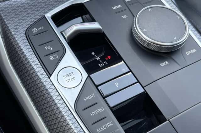 BMW 3-Serie (2023) thumbnail 38