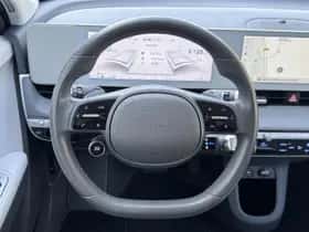 Hyundai Ioniq 5 (2023) thumbnail 13