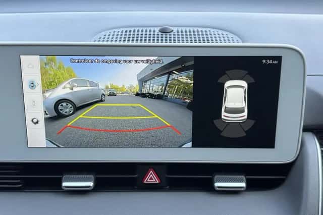 Hyundai Ioniq 5 (2023) thumbnail 5