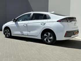 Hyundai Ioniq (2022) thumbnail 17