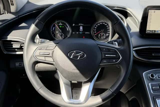 Hyundai Santa Fe (2023) thumbnail 17