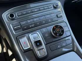 Hyundai Santa Fe (2023) thumbnail 30