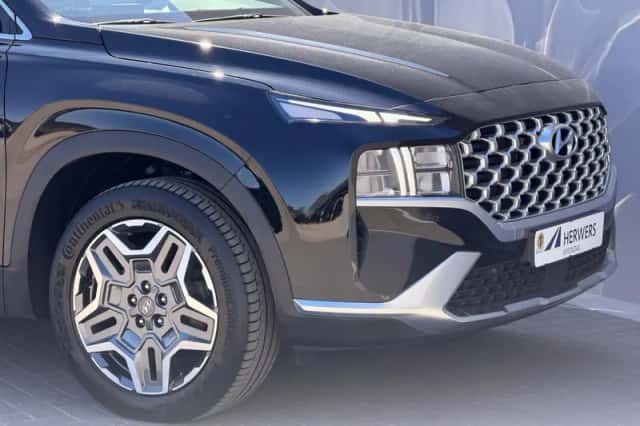 Hyundai Santa Fe (2023) thumbnail 37