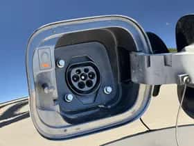 Hyundai Santa Fe (2023) thumbnail 10