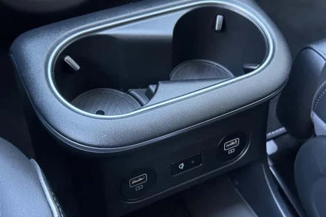 Hyundai Ioniq 5 (2021) thumbnail 30