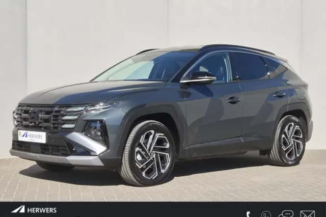 Hyundai Tucson (2024) thumbnail 1