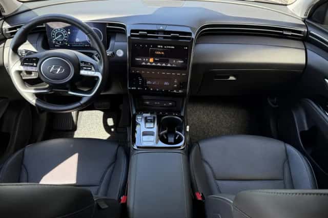 Hyundai Tucson (2024) thumbnail 2